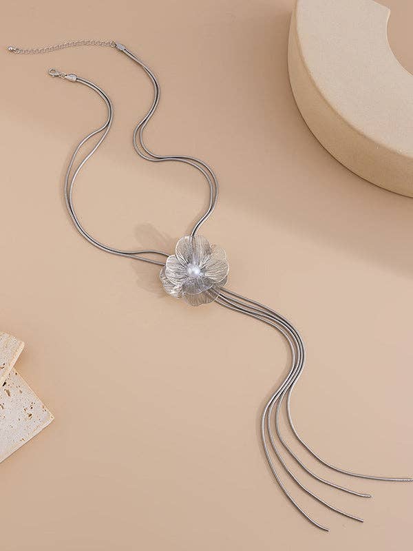 Flower Shape Tasseled Necklaces Accessories: SILVER