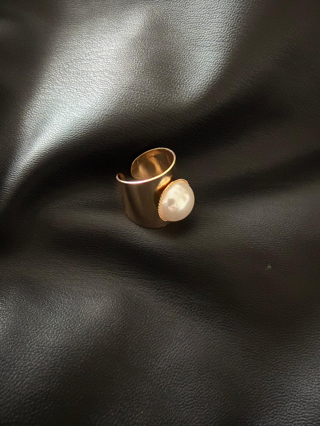 Geometric Ring