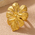 Monstera Leaf Ring
