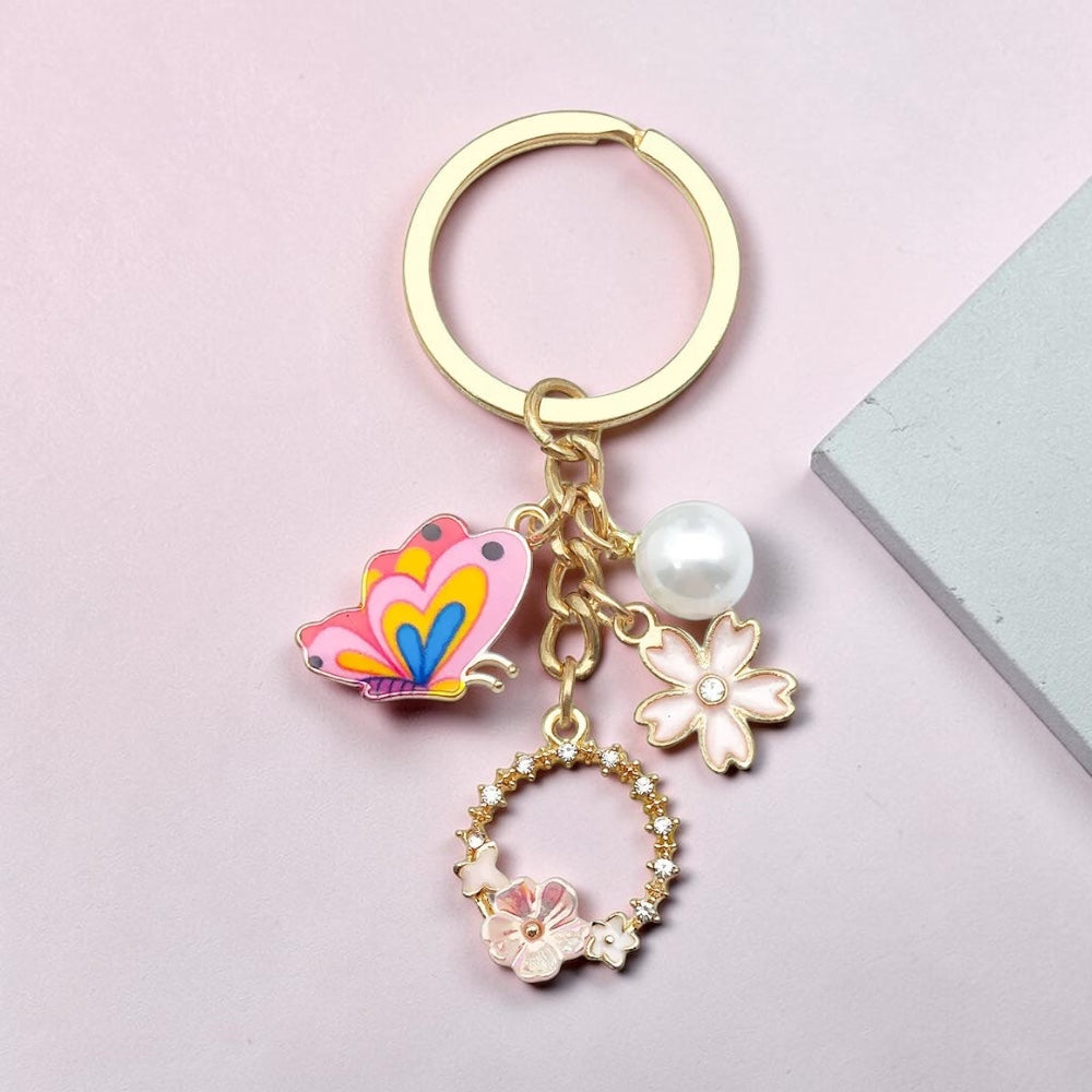 Keychain-White Hollow Flower Butterfly
