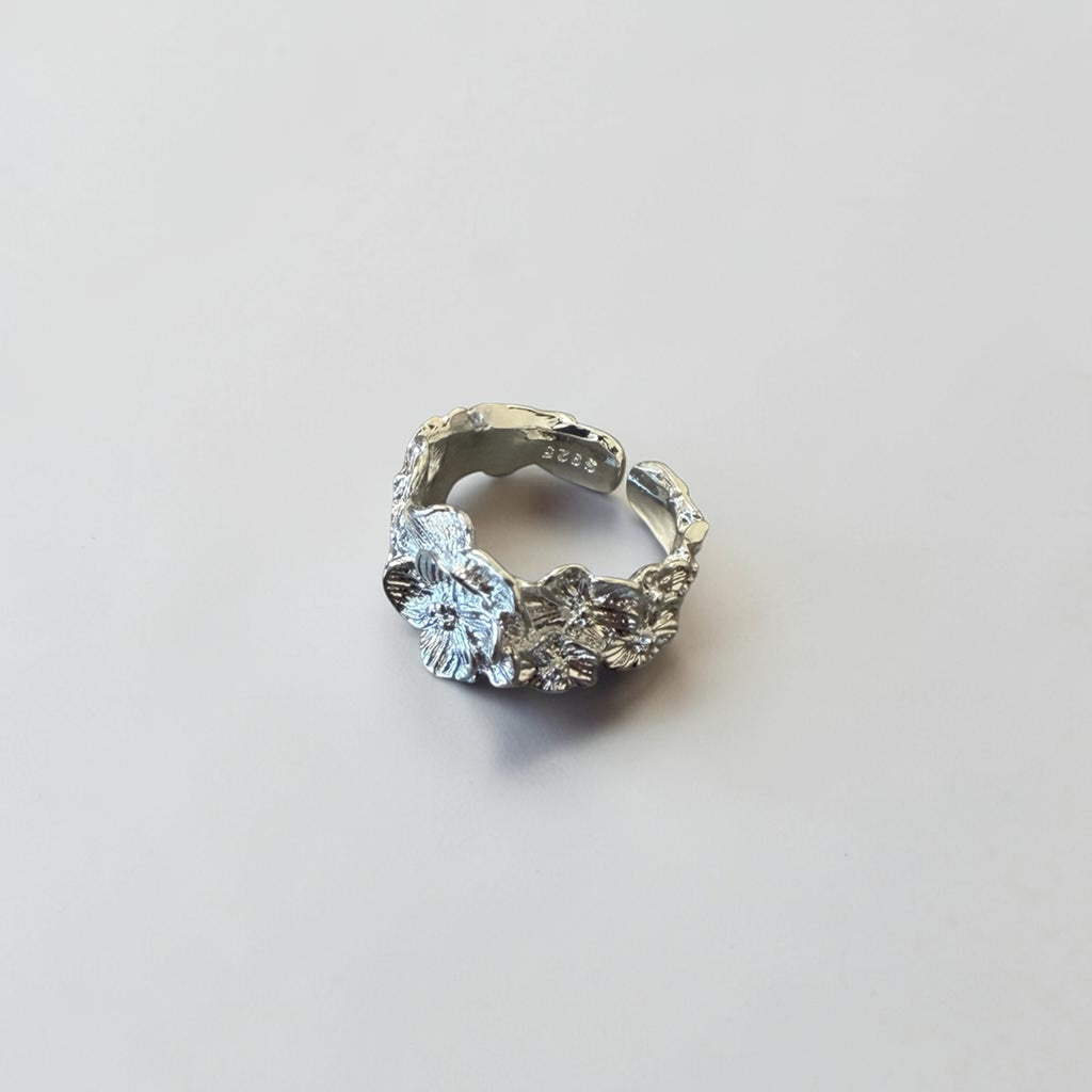 Flower Cluster Ring