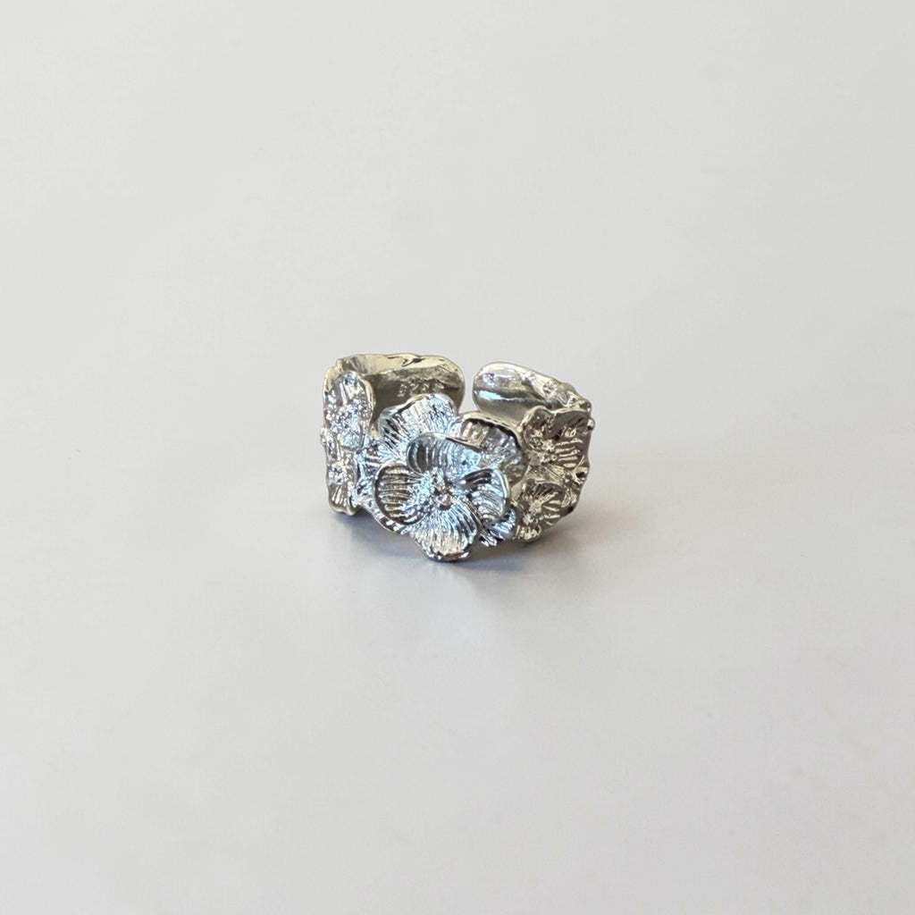 Flower Cluster Ring