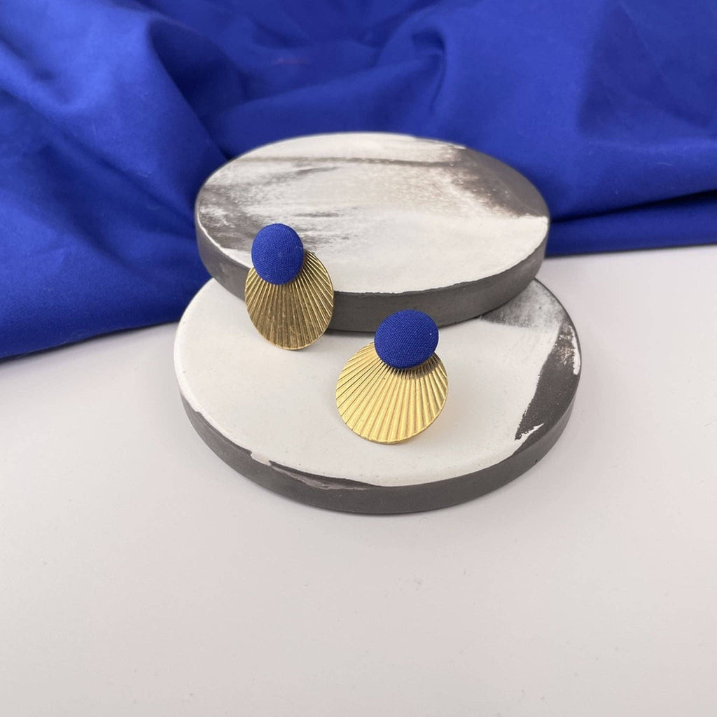 Round stud earrings in royal blue